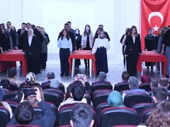 Adilcevaz’da 24 Kasım Öğretmenler Günü kutlandı